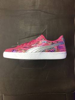Puma juniors sizes 5,6,6.5 $25.00