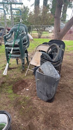 Chairs free