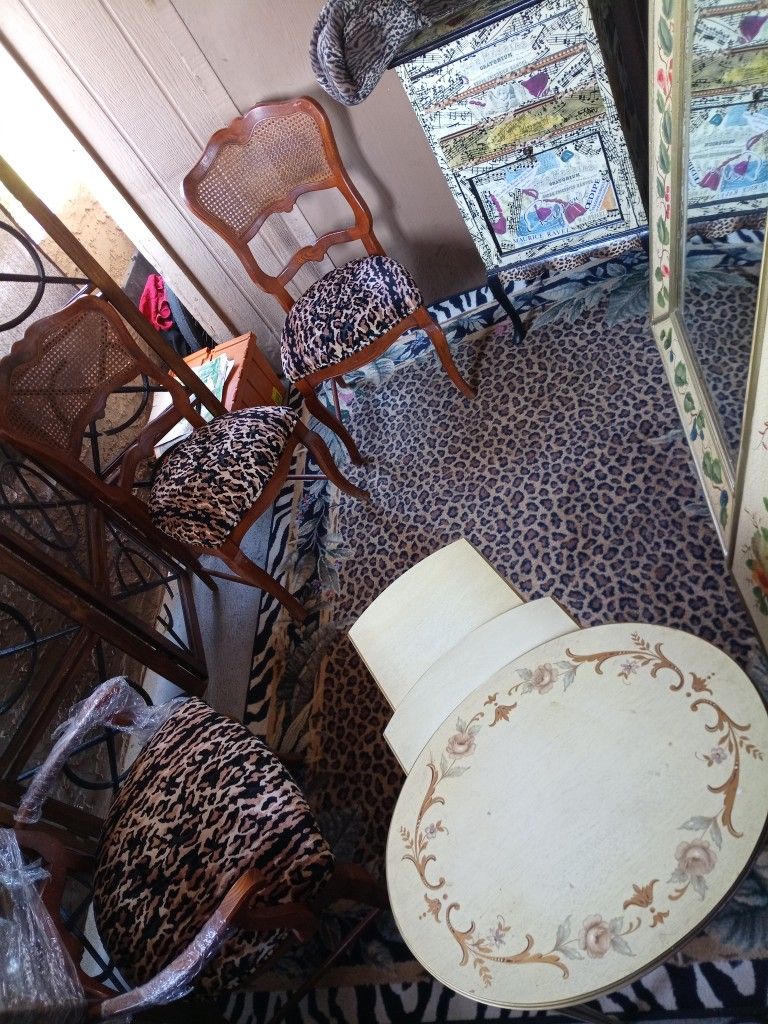Antique Leopard Print Home Decor Set Up retails For Over 2700$/Asking $500 Negotiable