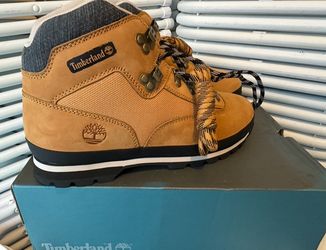 New Size 11 Men’s Timberland Boots