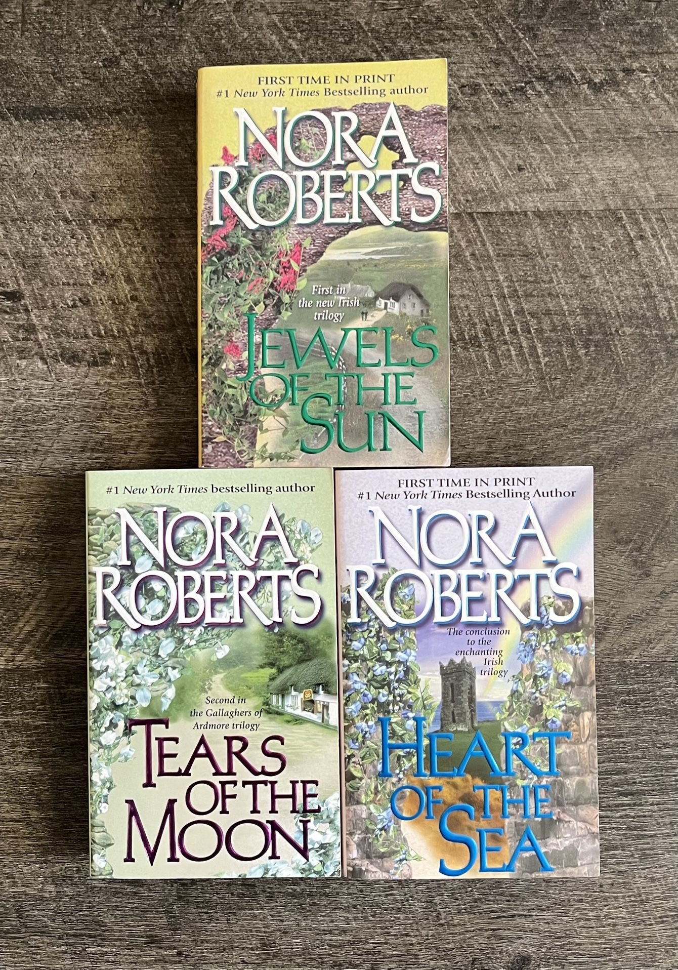 GALLAGHERS OF ARDMORE TRILOGY (Complete Trilogy by Nora Roberts)