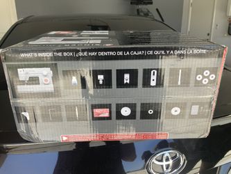 Singer Sewing Machine 