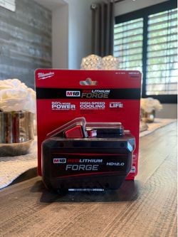 MILWAUKEE M18 RED LITHIUM FORGE HD12.0