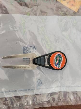 Florida Gators golf divot tool