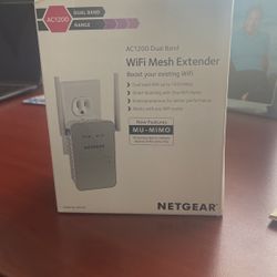 WiFi Mesh Extender Netgear