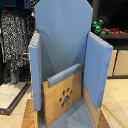 Used Dog Bailey High Chair