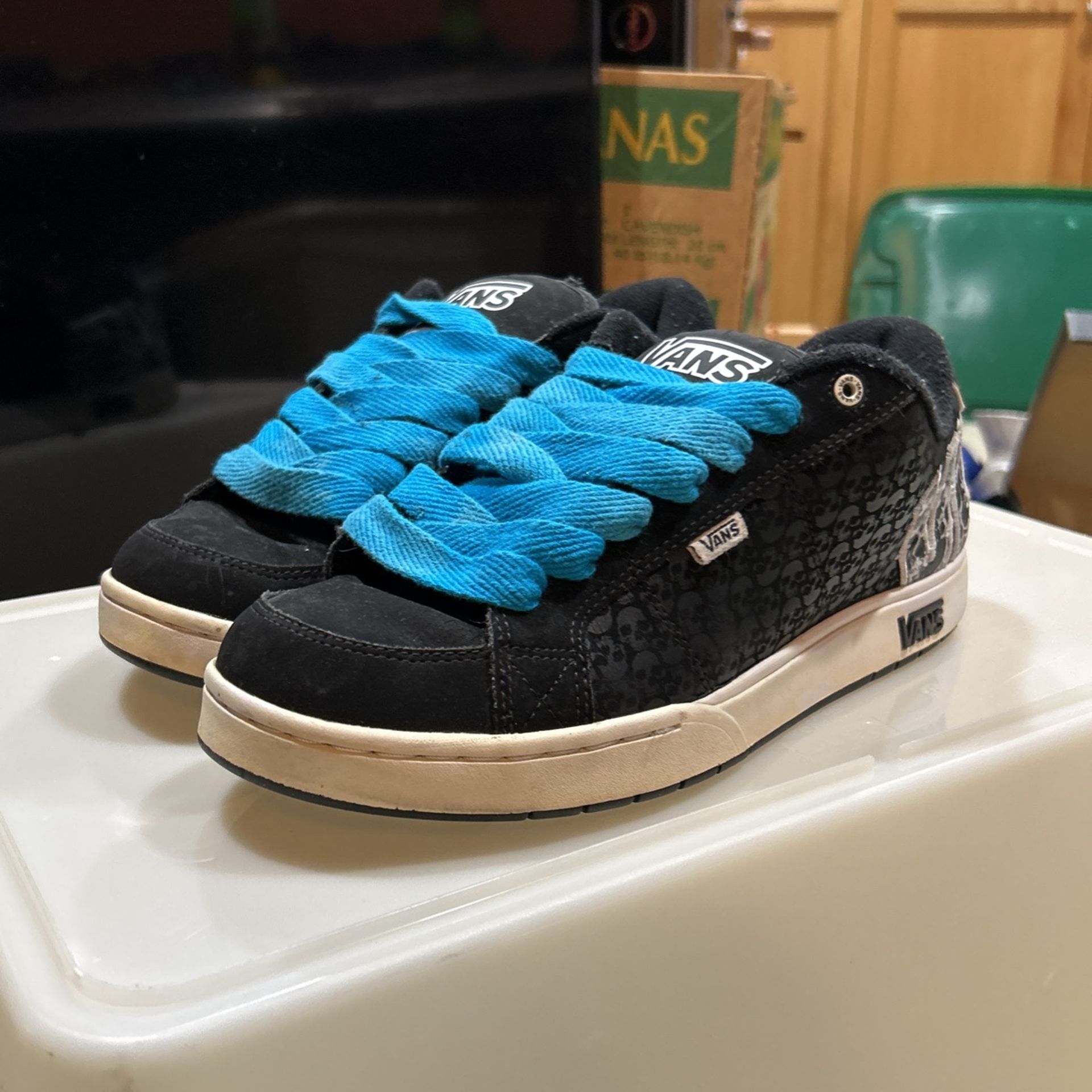 Bulky Vans