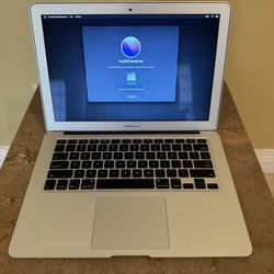 2017 Macbook Air 13” 1.8/8/128 