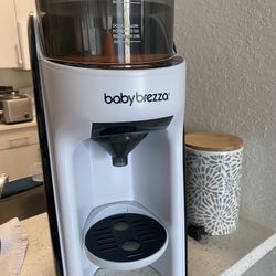 Baby Brezza Formula Pro Advanced Dispenser Machine 