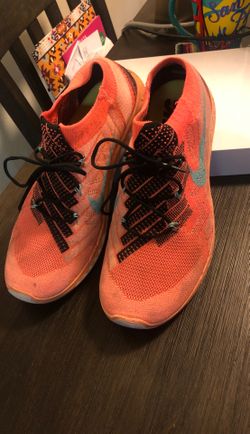 Nike running shoes 9.5womens