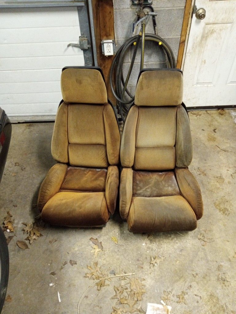 C4 Corvette Seats