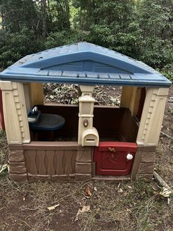 Little Tikes House