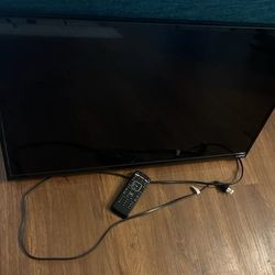 SMART TV "VIZIO" 28"