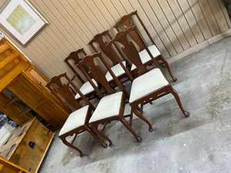 Set of 6 Queen Anne Style Dining Chairs