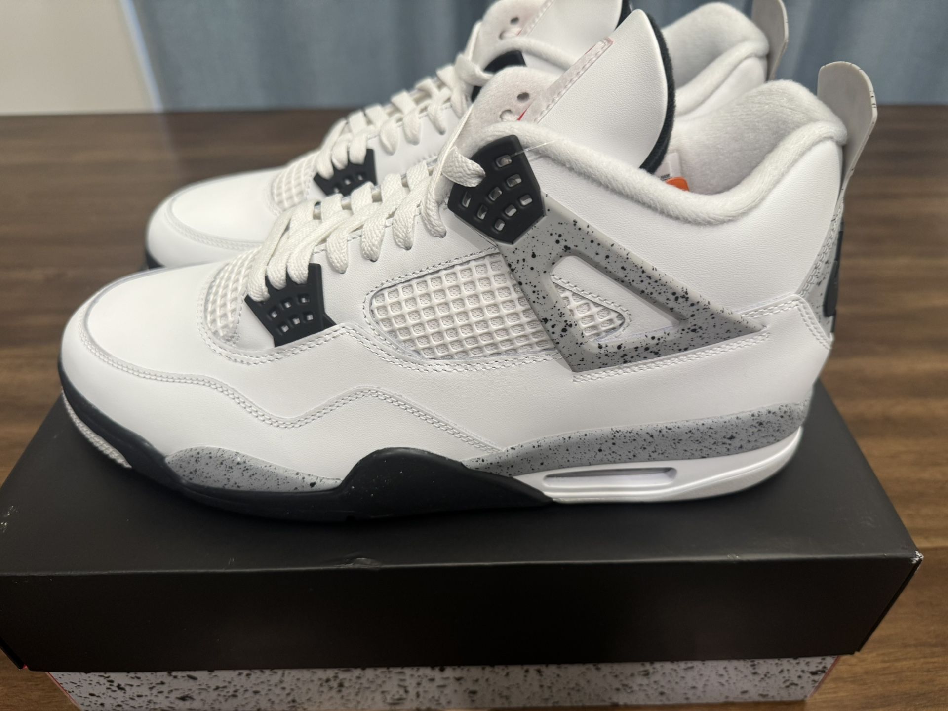 Jordan 4 Retro White Cement (2025) Size 14