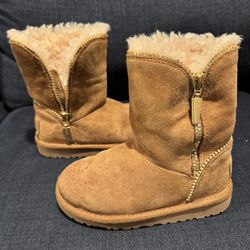 UGG boots Girls Toddler Size 11 