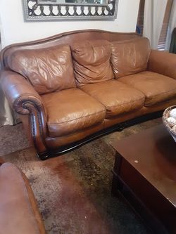 Nice, Cleaneather Sofa Set