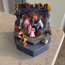 Beauty And the Beast Musical Snow Globe