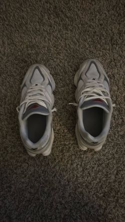 New Balance 9060’s Size 9.5