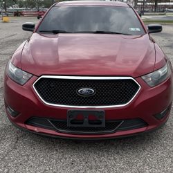 2014 Ford Taurus