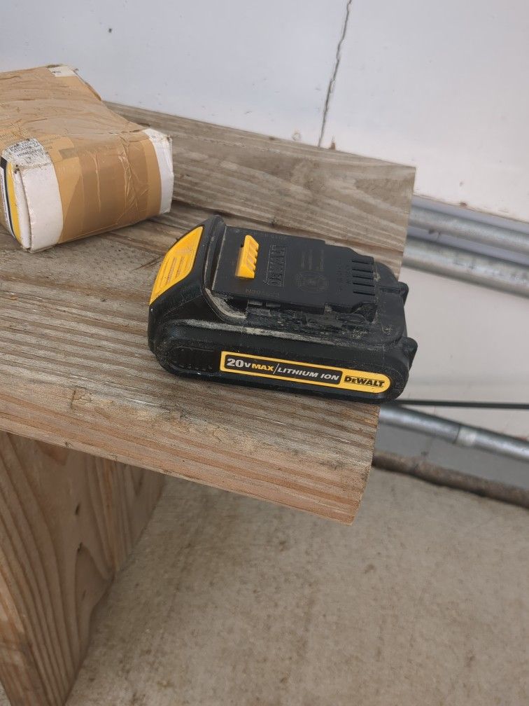 DeWalt 20v Lithium Ion Battery