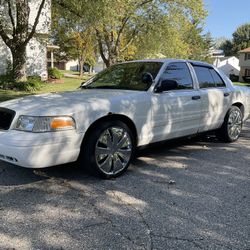 2011 Ford Crown Victoria