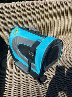 Small dog / cat Pet travel carrier