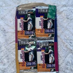 🚨🚨🚨Vintage Sealed Packs NFL Football Trading Cards Upper Deck 1995