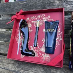 Carolina Herrera Good Girl Set 2.7oz 