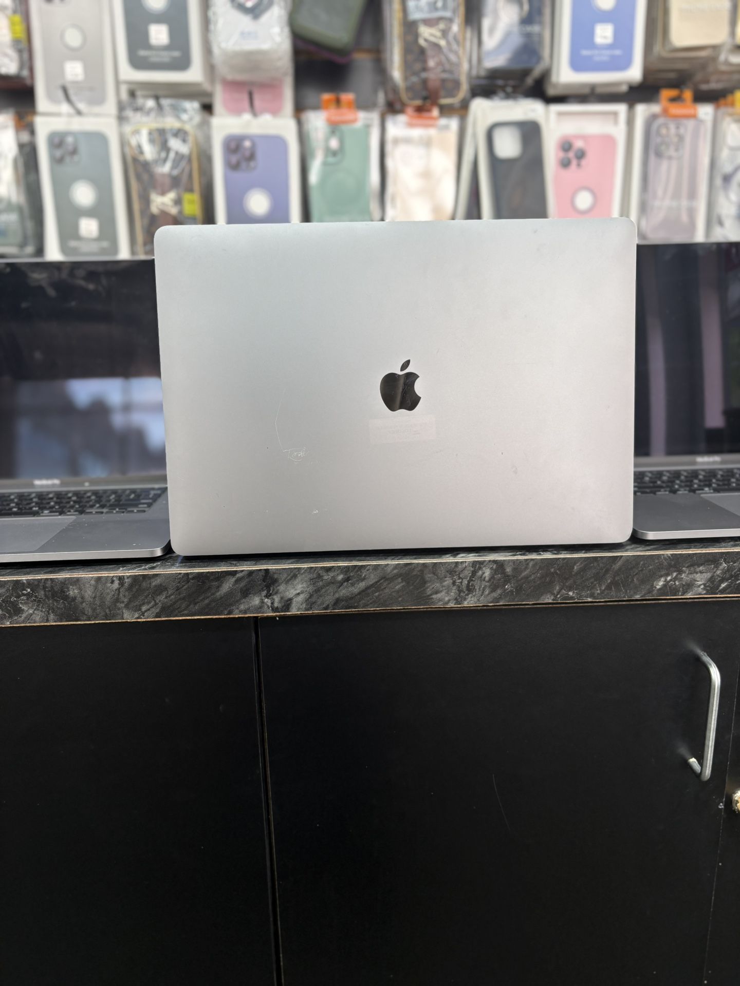 2019 16-inch MacBook Pro 512Gb