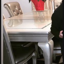 Hampton Dining Table