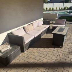 Living Spaces Outdoor Furniture Set