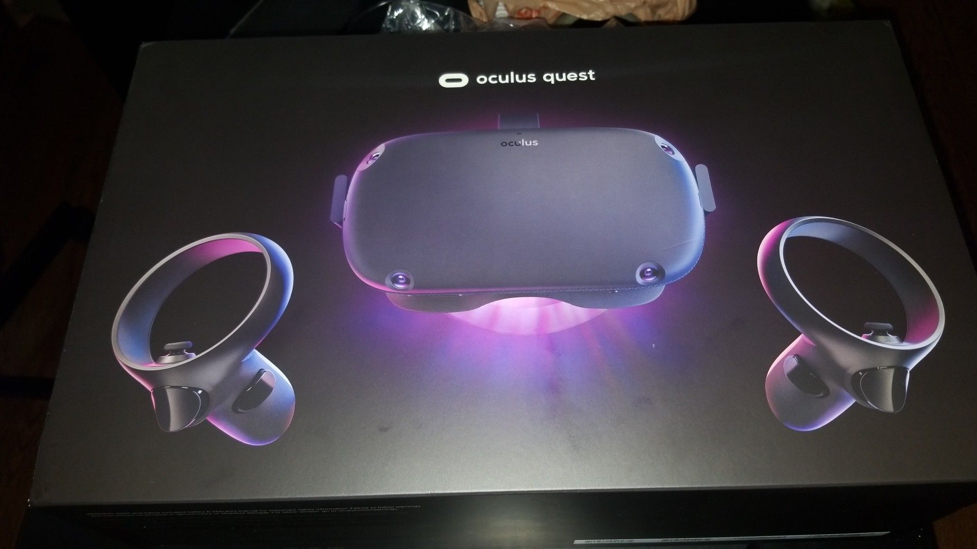 Almost new Oculus Quest in box