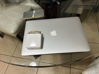 Apple MacBook Laptop with Charger