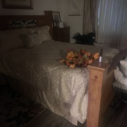 Queen Bedroom Set