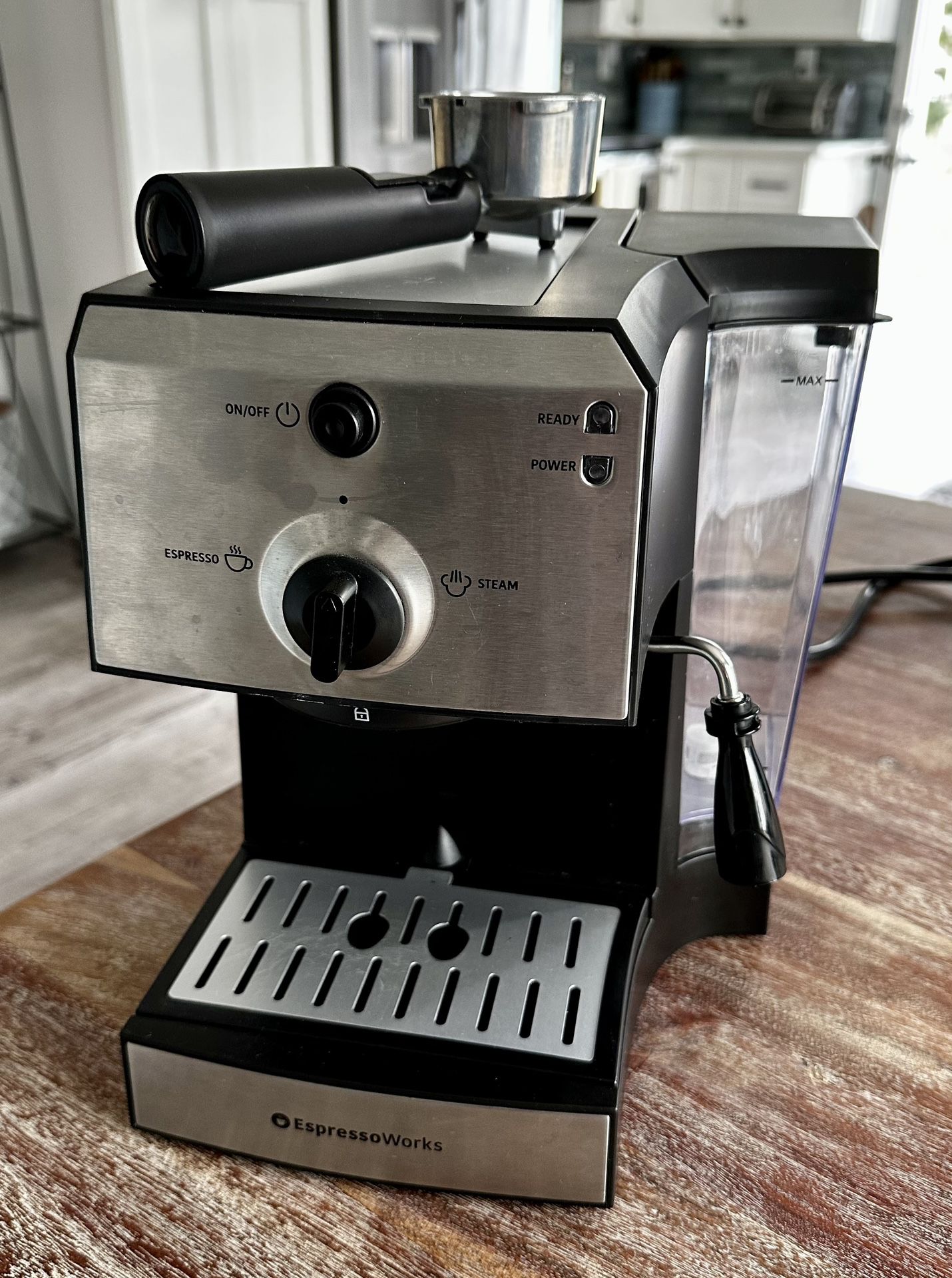 All About EspressoWorks' All-in-one Espresso Machines