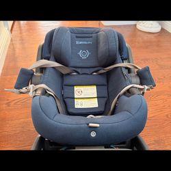 UPPAbaby Mesa Max Infant Car Seat + Base Noa