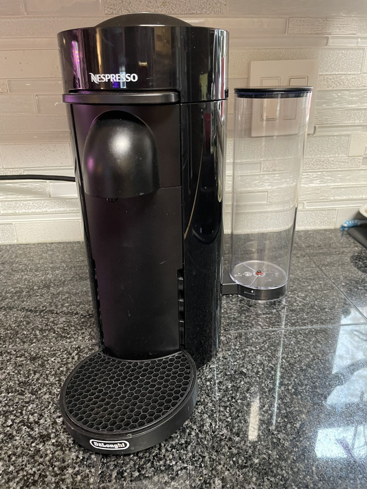 Nespresso Vertuo Plus Deluxe | Coffee & Espresso Maker by De'Longhi, Matte Black