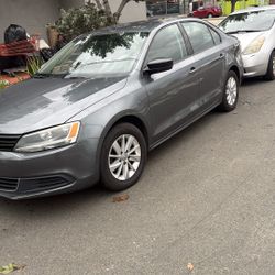 2013 Volks Wagon Jetta 