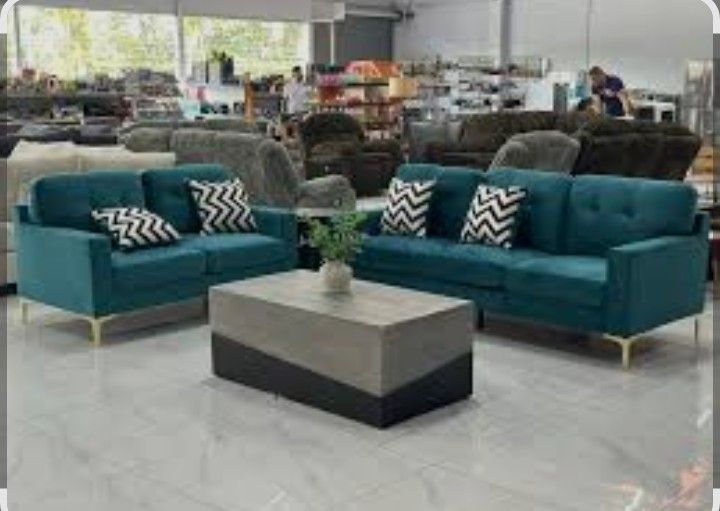 Modern 2-pc Sofa Set Loveseat & Sofa Teal Blue Velvet Fabric & Golden Plated Steel Legs 