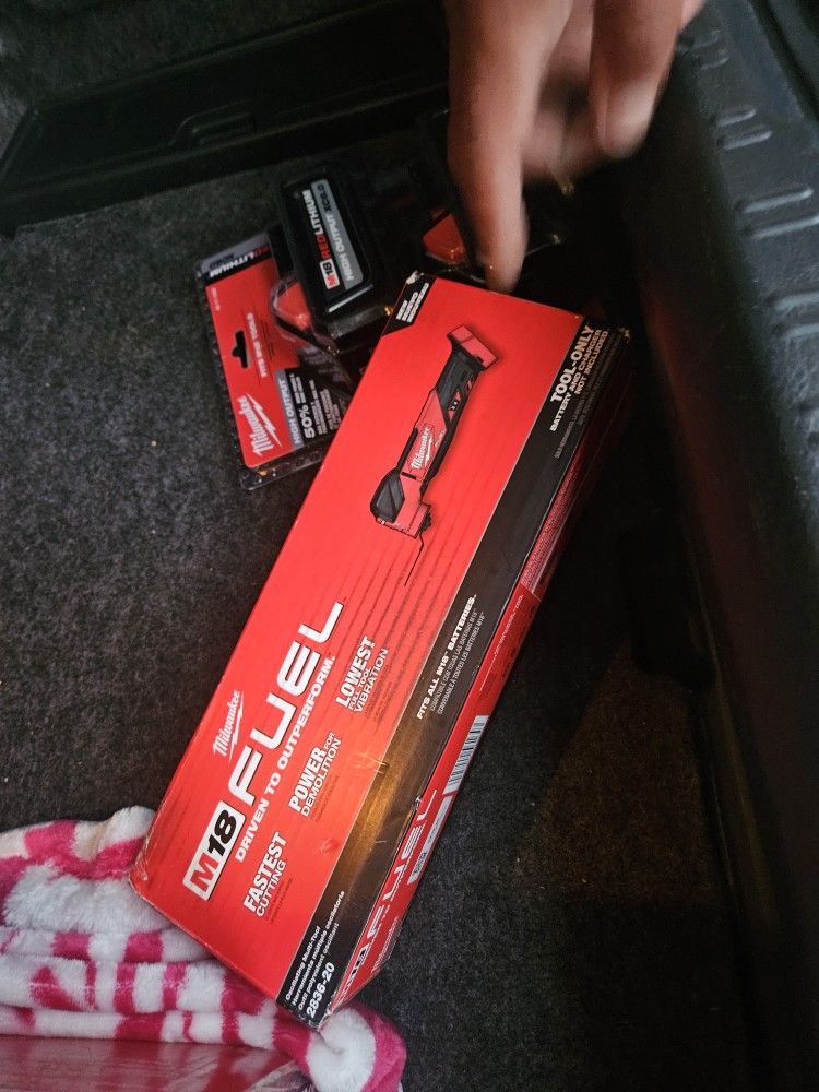 Milwaukee Multi Tool