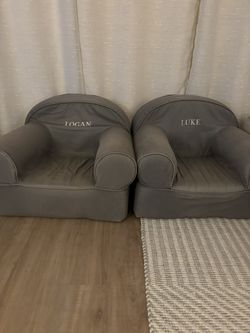 Crate n Barrel Land Of The Nod Kids Chair