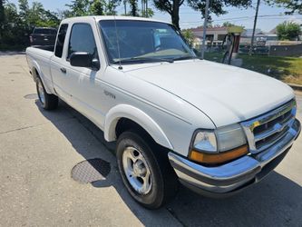 2001 Ford Edge 2Door Sport AUTO
