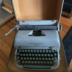 Antique Type Writer