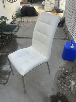 Dinning Table With 6 Chairs