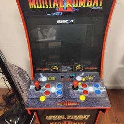 Mortal Combat & Street Fighter