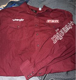 Ariat & Wranglers button up shirts