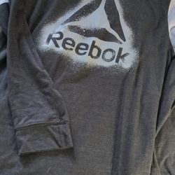 Reebok Unisex T-shirt Long Sleeve Size 10-12 Youth