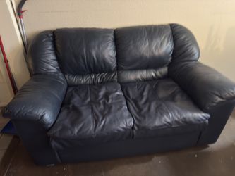 Navy Blue Love Seat💙