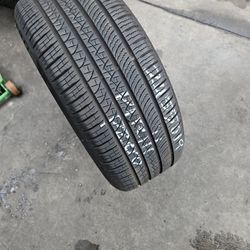 One 245/50/19 Pirelli PZERO